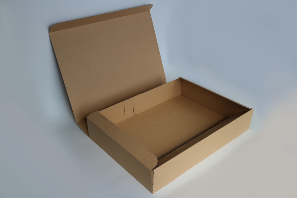 88％以上節約 ダンボール箱 段ボール箱 クラフトボックス ギフトボックス 白 無地 プレゼント用 梱包資材 梱包材 梱包用品 ダンボール N式箱 No.142  25枚セット